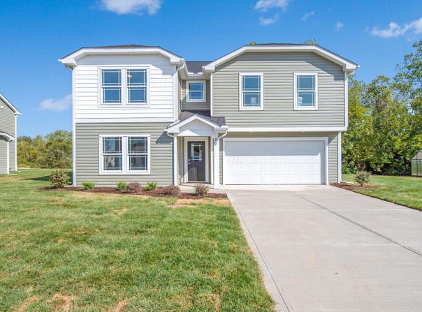 66 Genoa Circle, Commercial Point, OH 43116