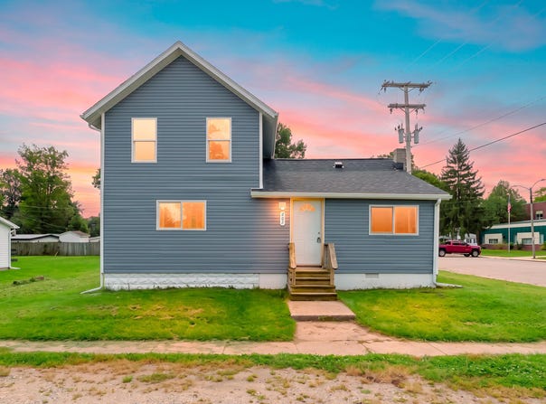 202 E Arbor Street, Marcellus, MI 49067