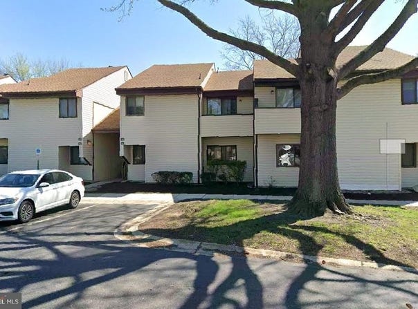 16-B E DAISY LA, MOUNT LAUREL, NJ 08054