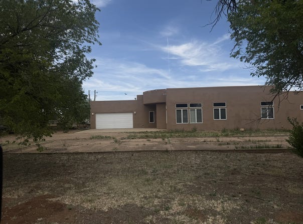 3312 Luna, Las Vegas, NM 87701