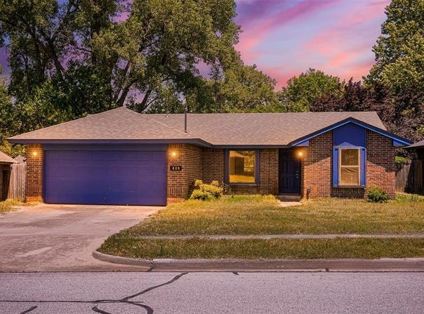 809 Coopers Hawk Drive, Norman, OK 73072