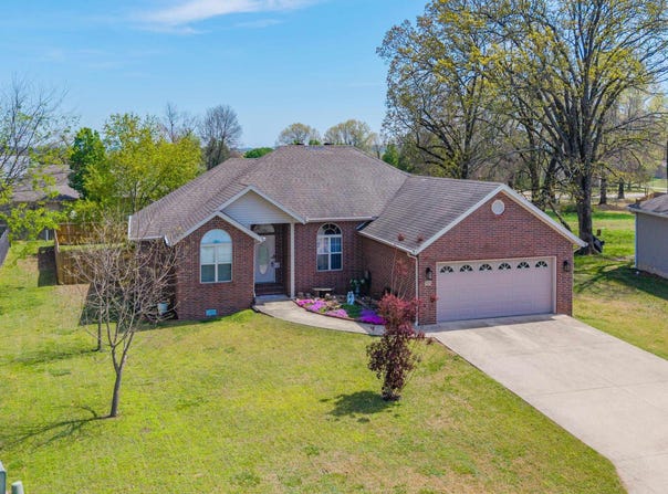 325 MAGNESS DRIVE, Gassville, AR 72635