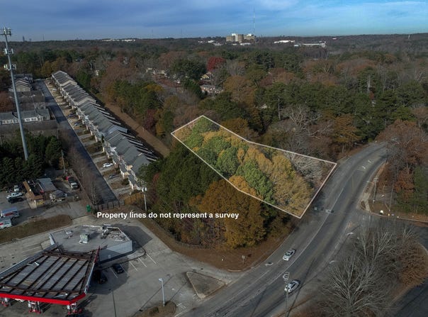 1113 S Indian Creek, Stone Mountain, GA 30083