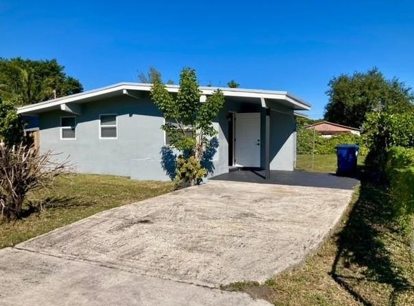 3041 NW 66th St, Miami, FL 33147