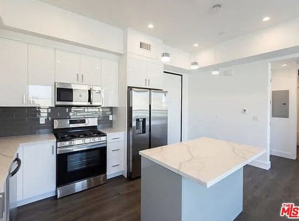 5254 Denny Ave, North Hollywood, CA 91601