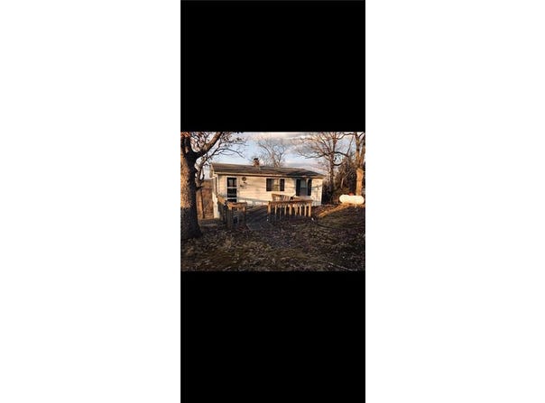 28260 Bluff Road, Warsaw, MO 65355
