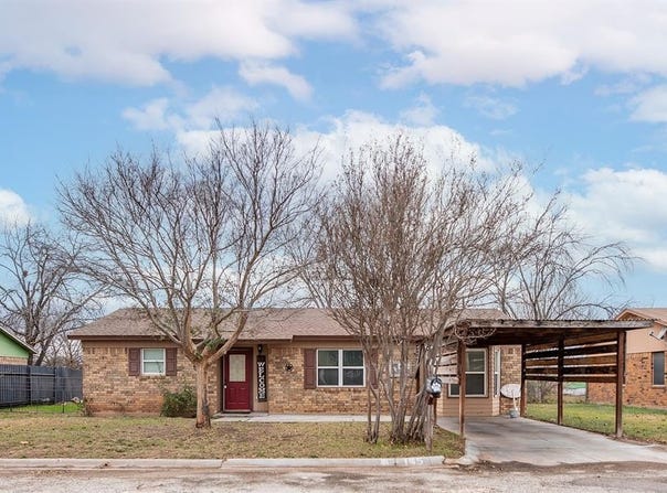 105 State, Brady, TX 76825