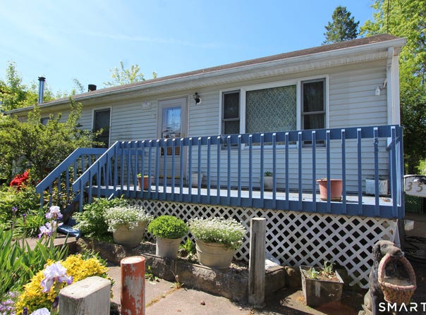 35 Chapman Street, East Hartford, CT 06108