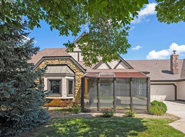 2742 Chipperfield Road, Lawrence, KS 66047