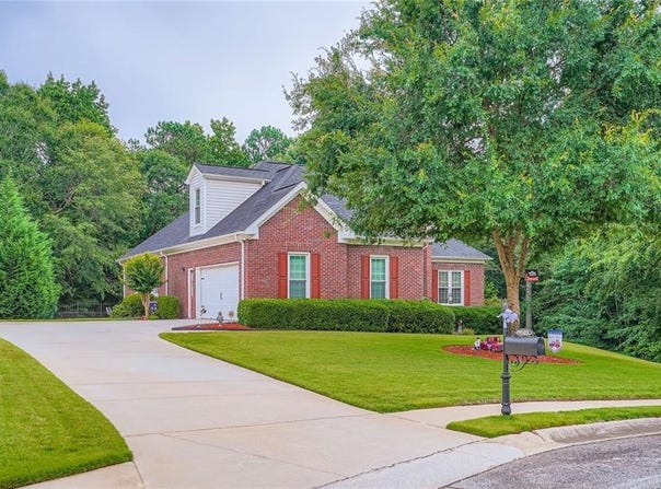 9509 Greens Mill Court, Loganville, GA 30052