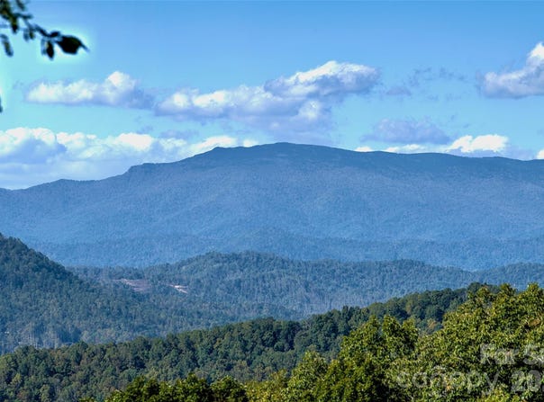 Arrowhead Ridge Road, Spruce Pine, NC 28777