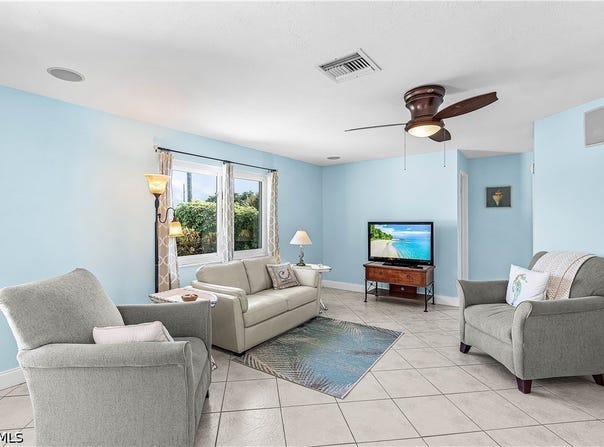 4632 SE 1St Place, Cape Coral, FL 33904