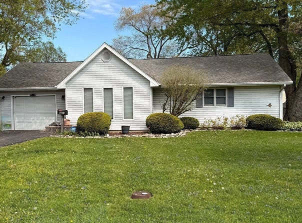 1011 N 10th Street, Elwood, IN 46036