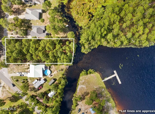 1118 Grace Road, Southport, NC 28461