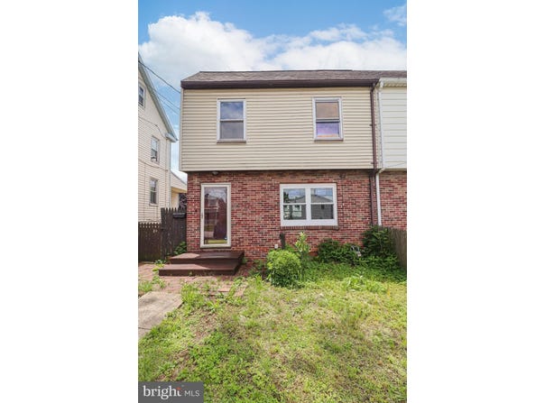 652 WINDSOR STREET, YORK, PA 17403