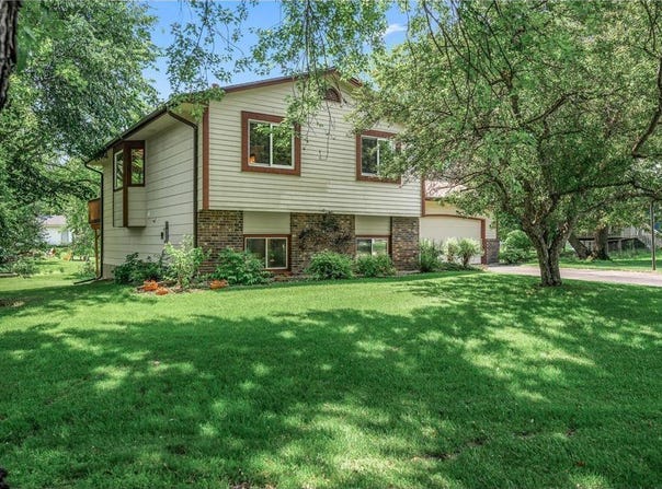 2922 141st Lane NW, Andover, MN 55304