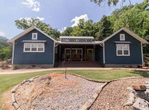 19055 Cove Creek  RD, Prairie Grove, AR 72753