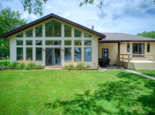 1382 Nicklaus Lane, Marion, IL 62959
