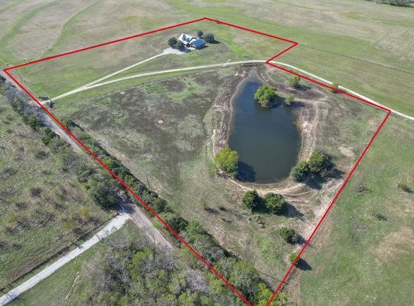 411 Rs County Road 4525, Point, TX 75472