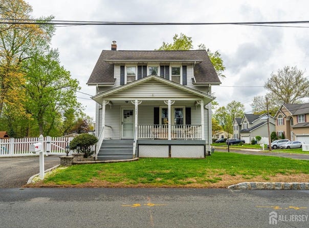 1402 Glenwood Drive, Piscataway, NJ 08854