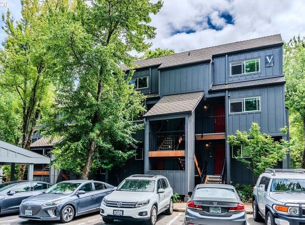 4 TOUCHSTONE, LakeOswego, OR 97035