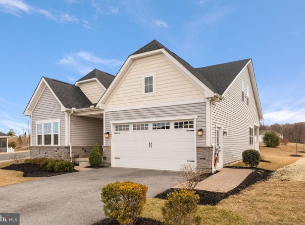 143 HOOD FARM DRIVE, WEST GROVE, PA 19390