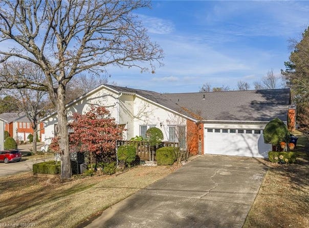 3201 S O ST, Fort Smith, AR 72903