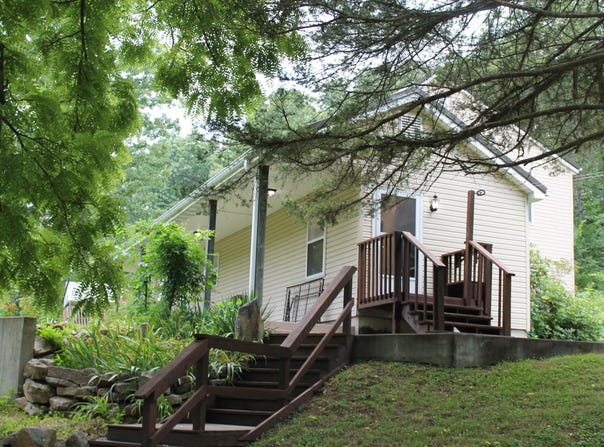 1721 Matney Hollow Road, Seymour, MO 65746