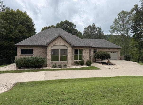 111 JC Estate Drive, Paintsville, KY 41240