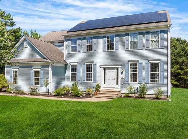 2 Gabriel Lane, Plymouth, MA 02360