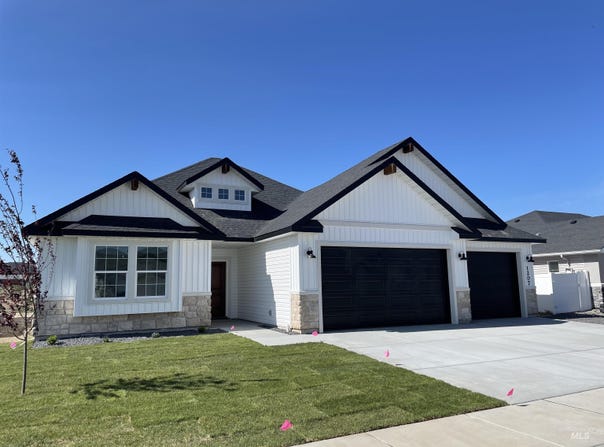 1207 Frank Henry Rd, Twin Falls, ID 83301