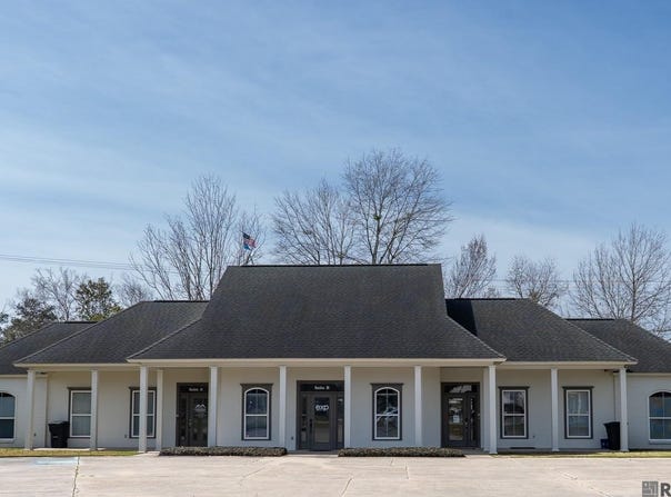 16159 State Bank Dr, Prairieville, LA 70769