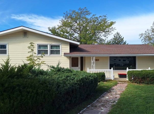 1325 Maple Street, Chadron, NE 69337
