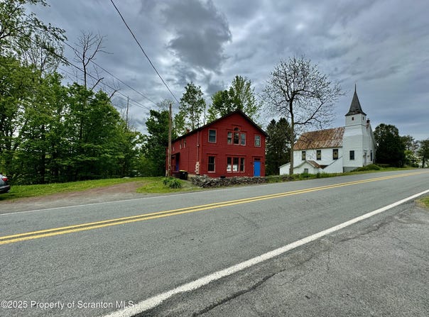 15927 Rt 407, Dalton, PA 18414