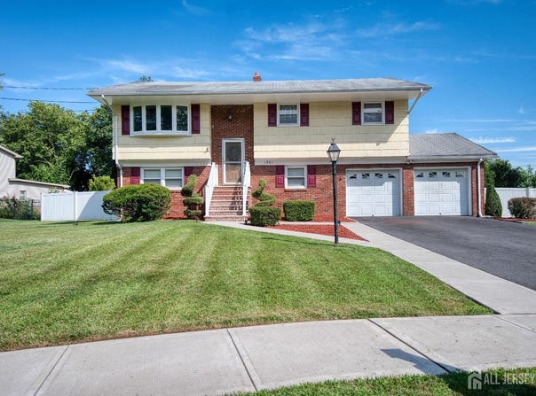 1301 Famuloro Drive, South Plainfield, NJ 07080