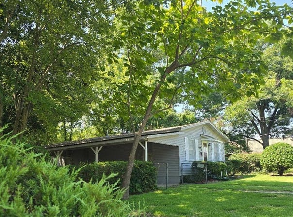 108  NE 3rd, Idabel, OK 74745