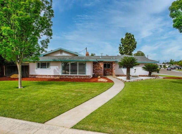2650 S Linda Vista Street, Visalia, CA 93277