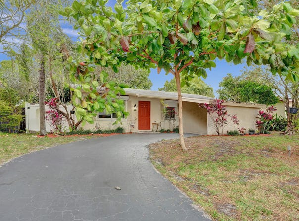7697 S Forest Boulevard, North Lauderdale, FL 33068