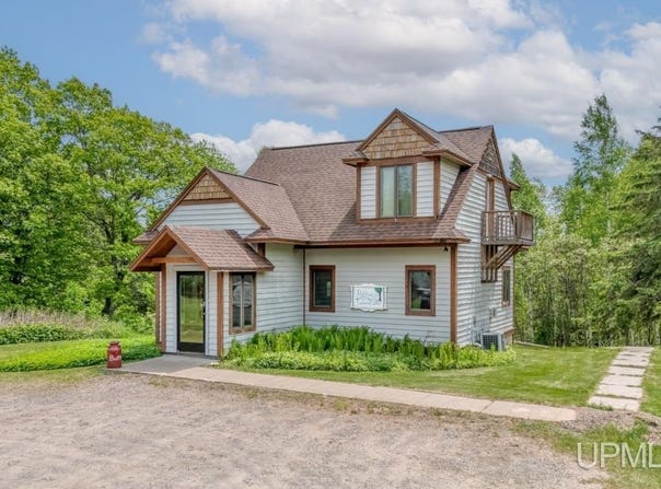 2462 US 2, Florence T-WI, WI 54121