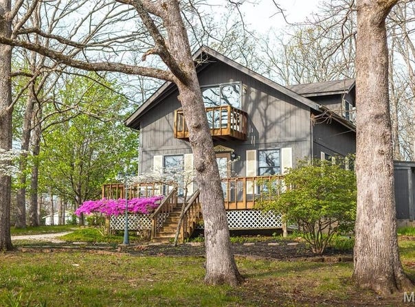 1517 Lakeshore Drive, Cuba, MO 65453