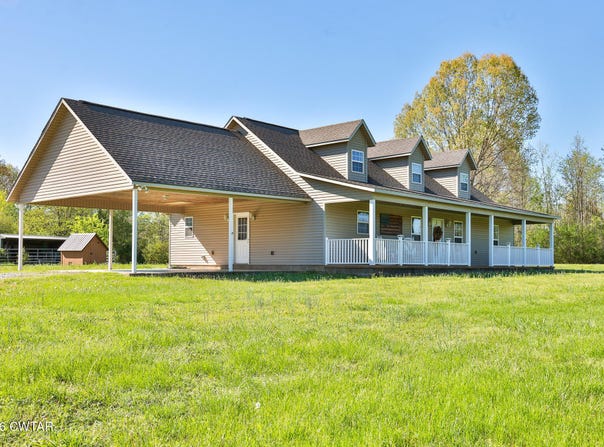 821 Cochran Road, Greenfield, TN 38230