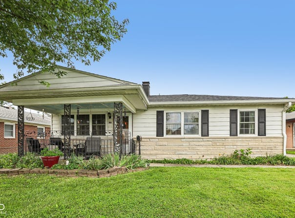 186 N 8th Avenue, Beech Grove, IN 46107