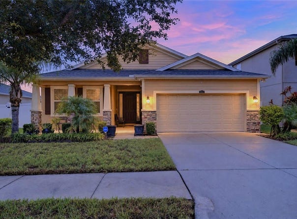 10619 SCENIC HOLLOW Drive, RIVERVIEW, FL 33578