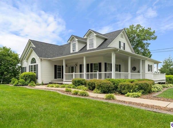 966 Lawrence Street, Brandenburg, KY 40108