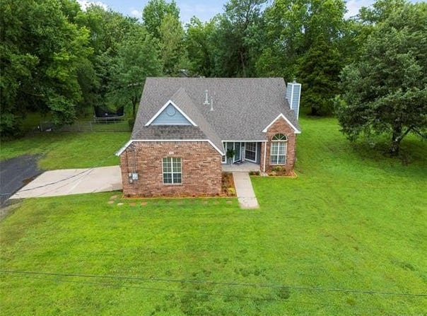 704 NE 3rd Street, Wagoner, OK 74467
