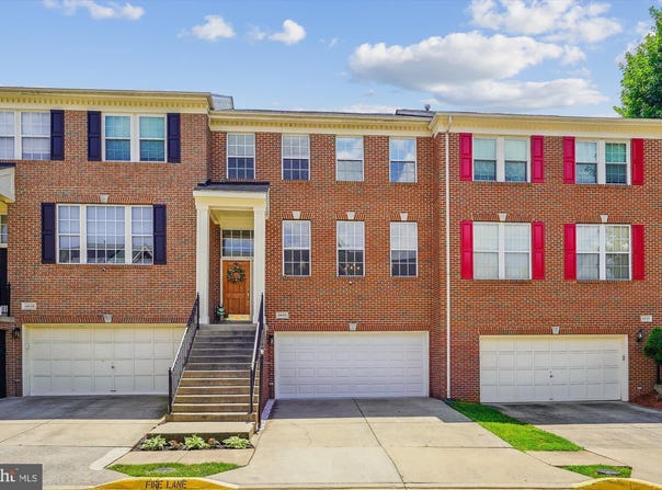 46133 AISQUITH TER,, POTOMAC FALLS, VA 20165