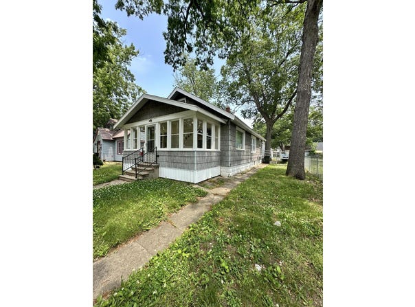 1636 Wood Street, Muskegon, MI 49442