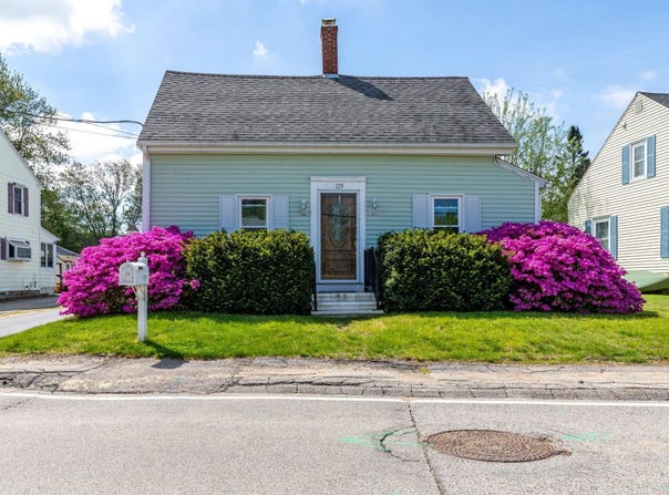 129 Indigo Hill Road, Somersworth, NH 03878