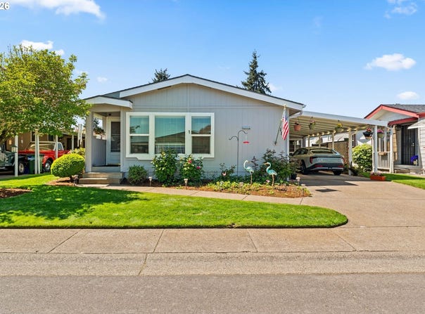 3355 N DELTA Hwy, Eugene, OR 97408