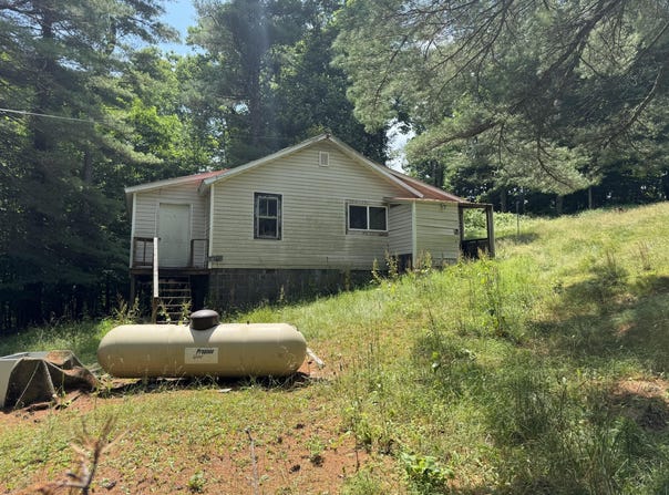 603 Odell Town Rd, Nettie, WV 26681